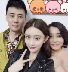 正版权威资料大全_: 充满张力的冲突，未来势必将擦出不一样的火花。